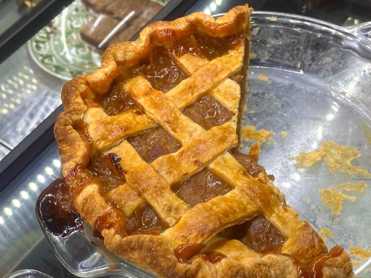 Slice of homemade apple pie with lattice crust at Sunday Best, American BBQ restaurant in Seoul near Hanyang University and Wangsimni Station